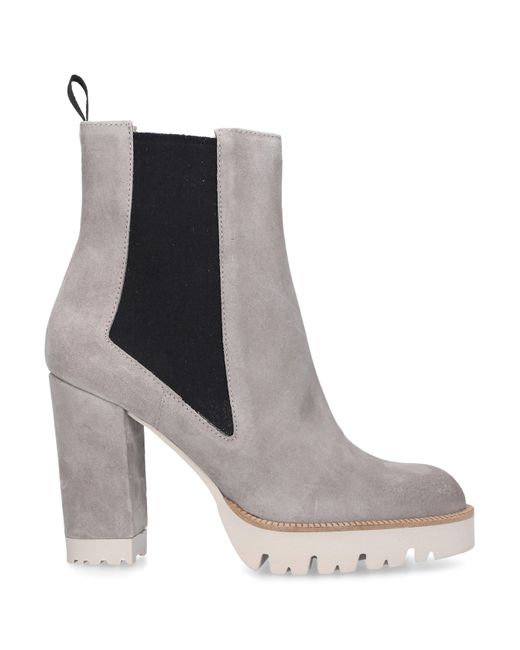 dasha chelsea boot