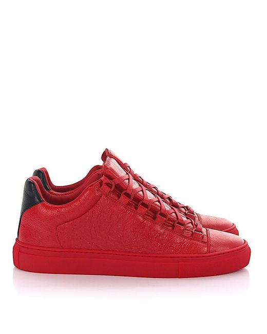 Melankoli Mandag oversøisk Balenciaga Sneakers Arena Low Leather Red Crinkled for Men | Lyst