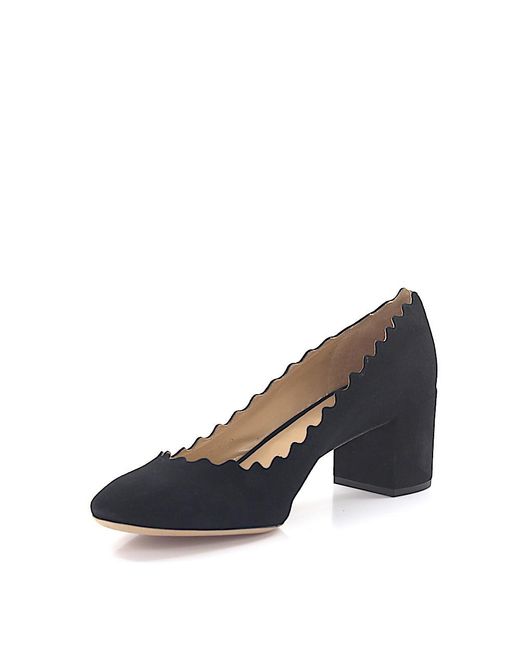 chloe scalloped pump