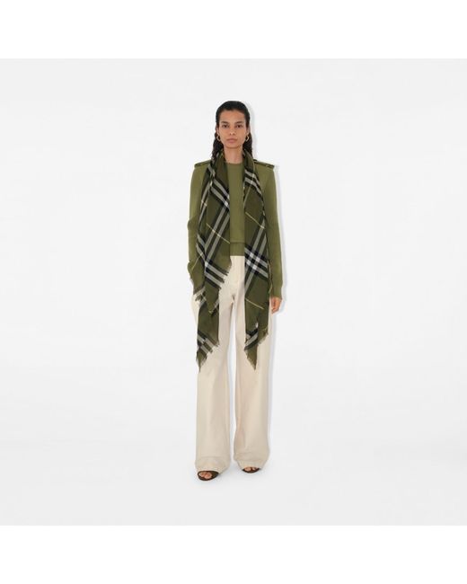 Wide Check Wool Scarf Burberry en coloris Green