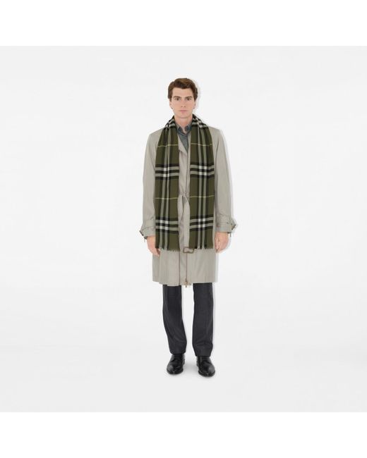 Wide Check Wool Scarf Burberry en coloris Green