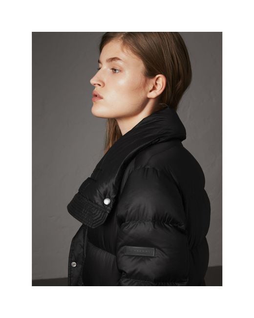 【BURBERRY】DETACHABLE HOOD DOWN-FILLED COAT Burberry Detachable Hood Long Down-filled Puffer Coat in