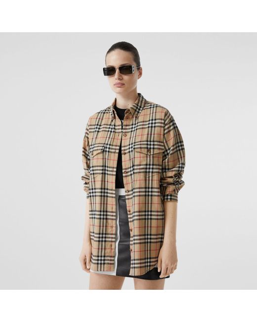 Burberry Oversize-Bluse aus Baumwollflanell mit Vintage Check-Muster in  Natur | Lyst DE