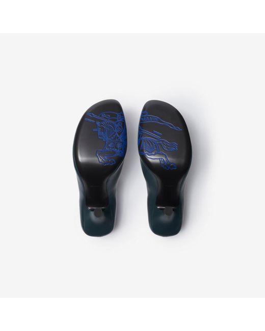 Burberry Blue Leather Baby Zip Pumps
