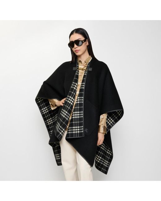 Check Cashmere Cape Burberry en coloris Black