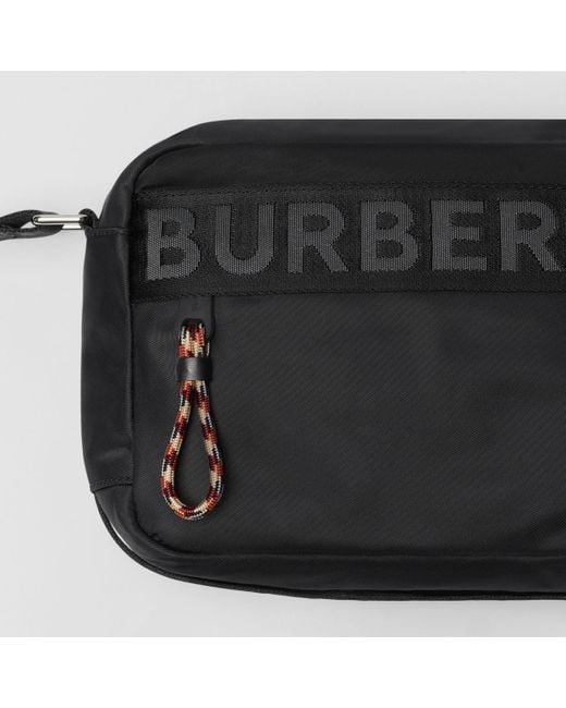 Sac à bandoulière en nylon avec logo Burberry pour homme en coloris Noir |  Lyst