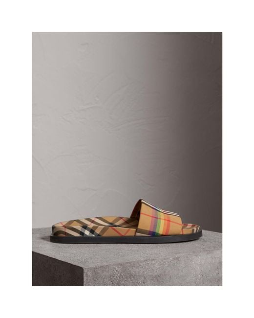 Burberry 2024 rainbow slides