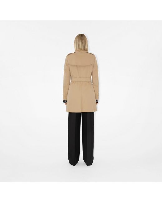Burberry Natural Short Chelsea Heritage Trench Coat