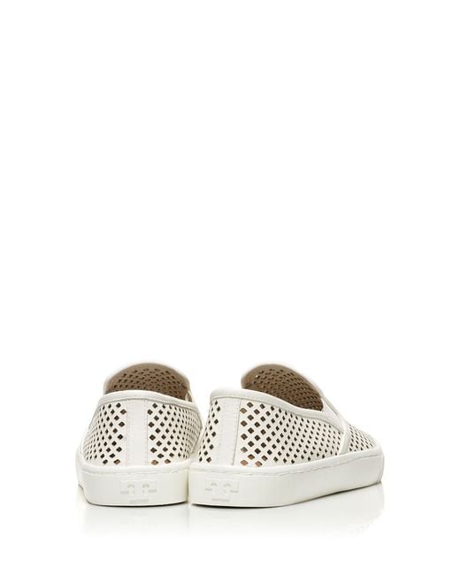 Tory burch jesse 2025 perforated sneaker