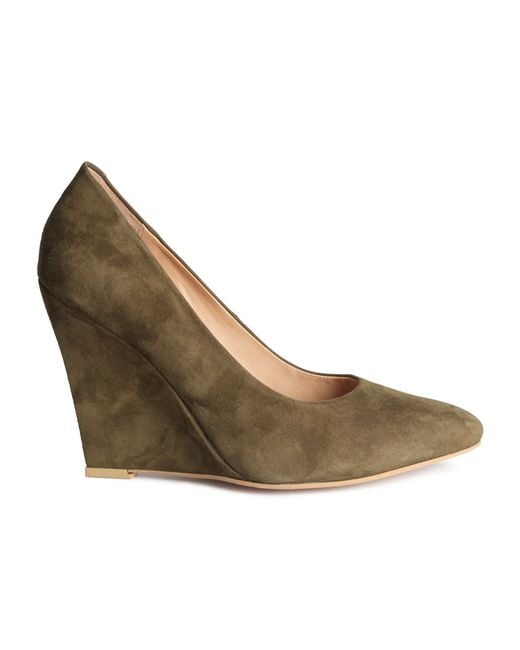 H\u0026M Suede Wedge Court Shoes in Khaki 