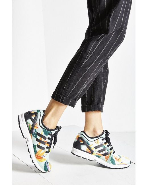 Green adidas shop flux trainers
