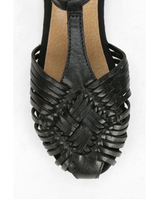 Seychelles Woven T Strap Flat in Black Lyst