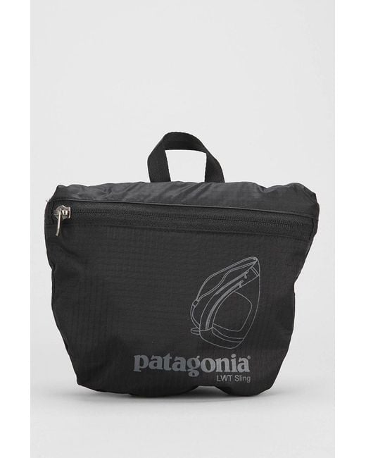 Patagonia Lightweight Travel Sling Backpack in Black for Men | Lyst