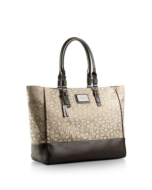 Arriba 52+ imagen calvin klein fabric handbags