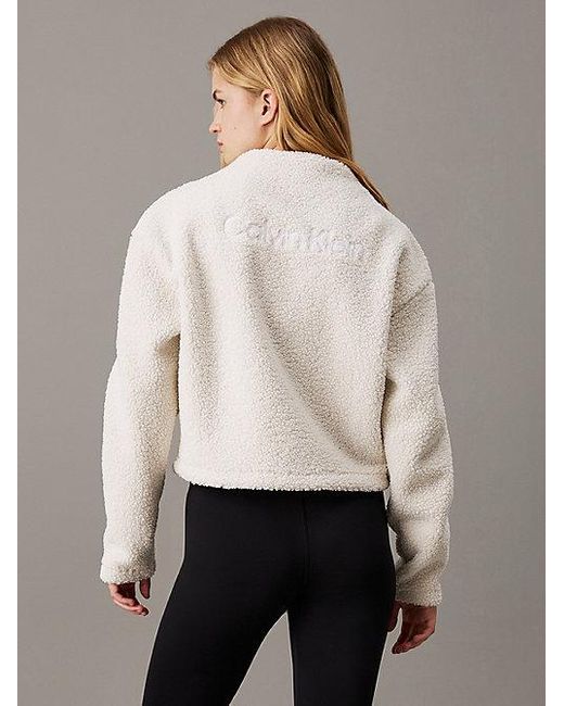 Calvin Klein Cropped Sherpa Fleece Trui in het Natural