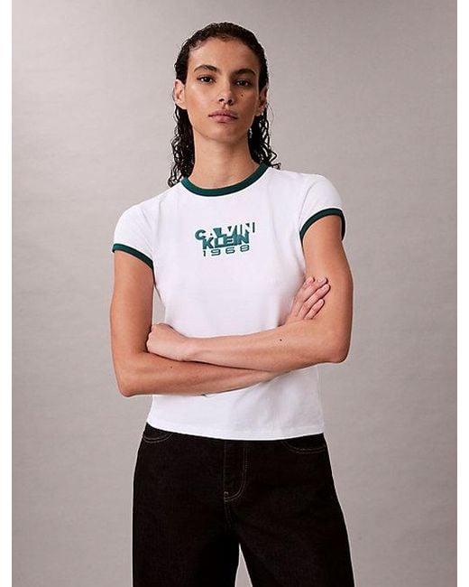 Calvin Klein 1968 Baby-T-Shirt Met Grafisch Logo in het White