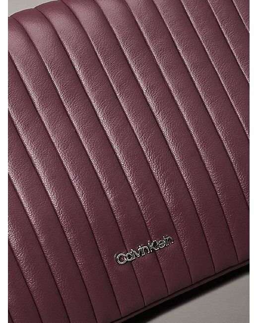 Calvin Klein Doorgestikte Crossover in het Purple