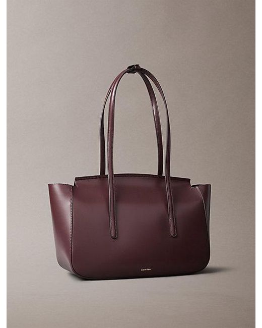 Calvin Klein Tote Bag Met Klep Bovenkant in het Brown