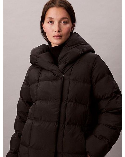 Calvin Klein Glans Wikkel-Pufferjack in het Brown