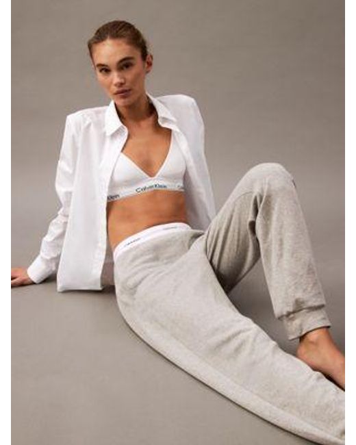 Pantalón de chándal de estar por casa - Icon Cotton Terry Calvin Klein de color Gray