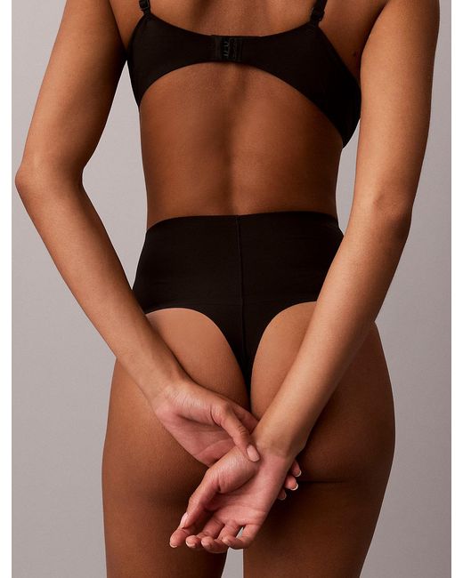 String Shapewear Calvin Klein en coloris Black