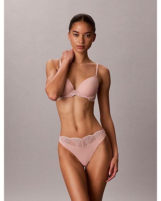 Calvin Klein Natural Thong Perfectly Fit Lace