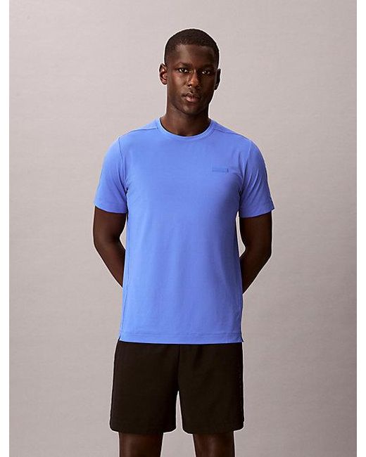Calvin Klein Blue Sport Breathable Anti Wrinkle Travel T-Shirt for men