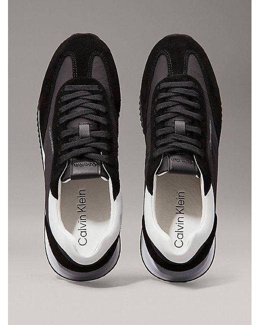 Calvin Klein Suède Sneakers Met Laag Profiel in het Gray