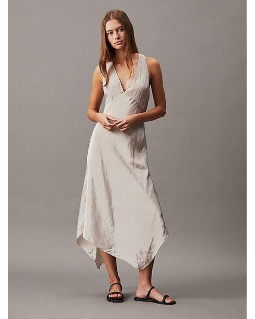 Vestido lencero con espalda trenzada slim Calvin Klein de color Natural