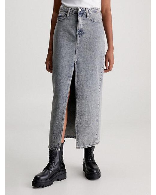 Falda larga denim Calvin Klein de color Gray