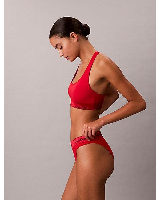 Calvin Klein Ongevoerde Bralette in het Red