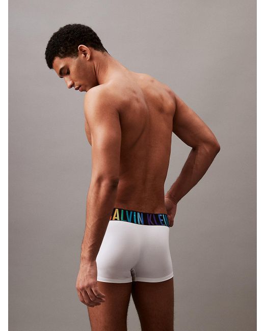 Boxer taille basse - Intense Power Pride Calvin Klein pour homme en coloris White