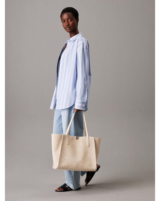 Sac Cabas En Daim Calvin Klein en coloris Natural
