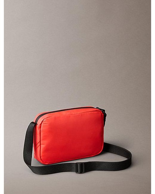 Calvin Klein Gesteppte Camera Bag in Red für Herren
