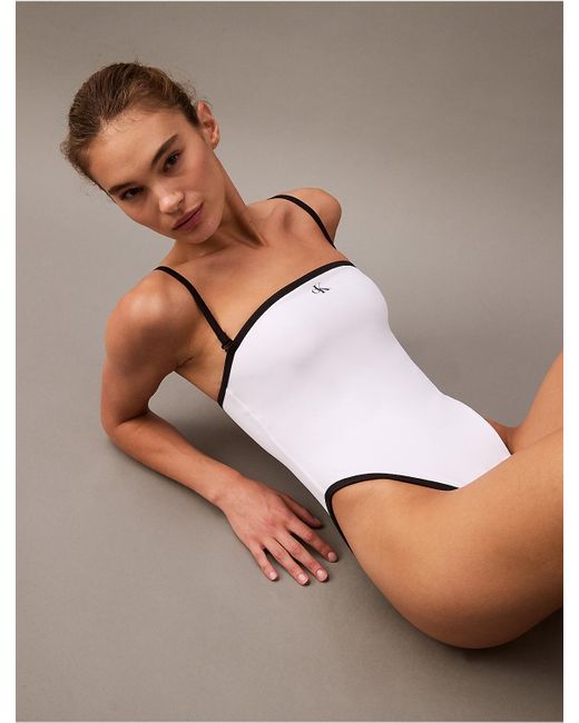   CKモノグラムロゴプリント ワンピース 水着 calvin-klein-Classic-White-Ck-