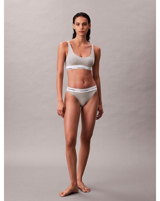 Brassière Leggermente Foderata di Calvin Klein in Gray