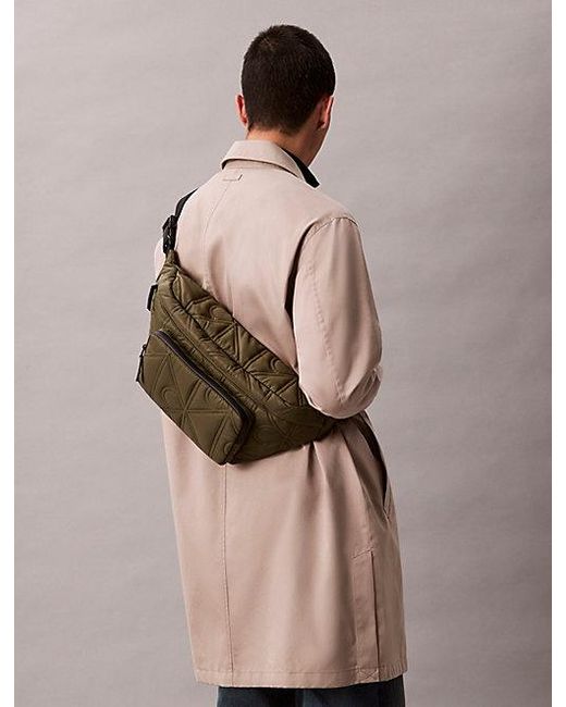 Calvin Klein Puffer Sling Bag Met Monogram-Logo in het Green voor heren