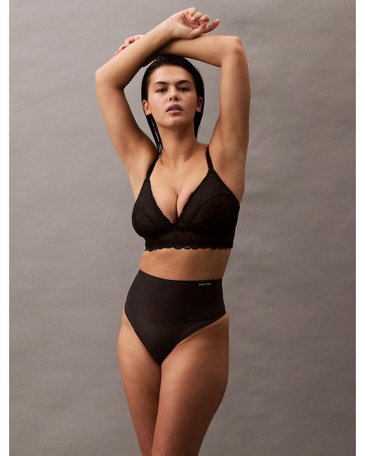 String Shapewear Calvin Klein en coloris Black