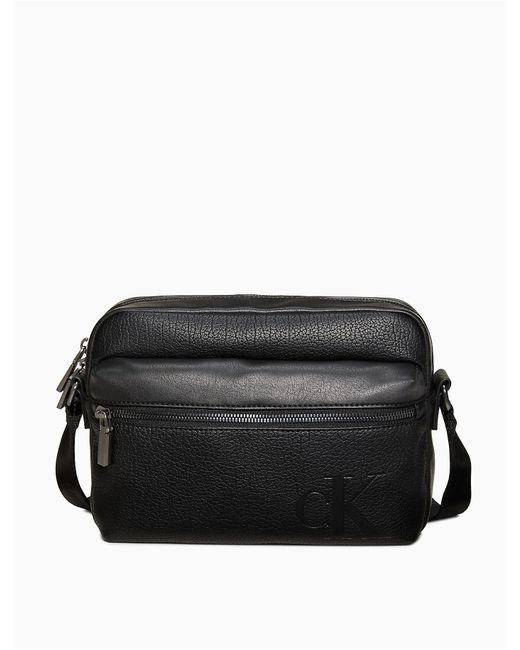 Calvin Klein Pebble Monogram Logo Flight Bag in Black for Men | Lyst