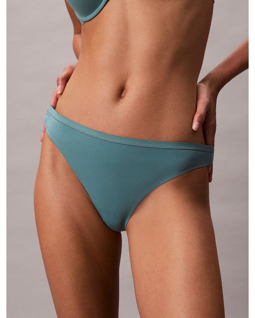 String Calvin Klein en coloris Multicolor