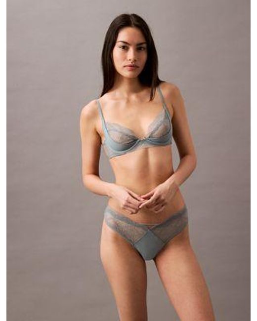 Sujetador escotado - CK Black Geo Lace Calvin Klein de color Gray