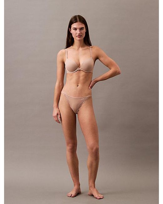Calvin Klein Plunge Push-Up Bh in het Brown