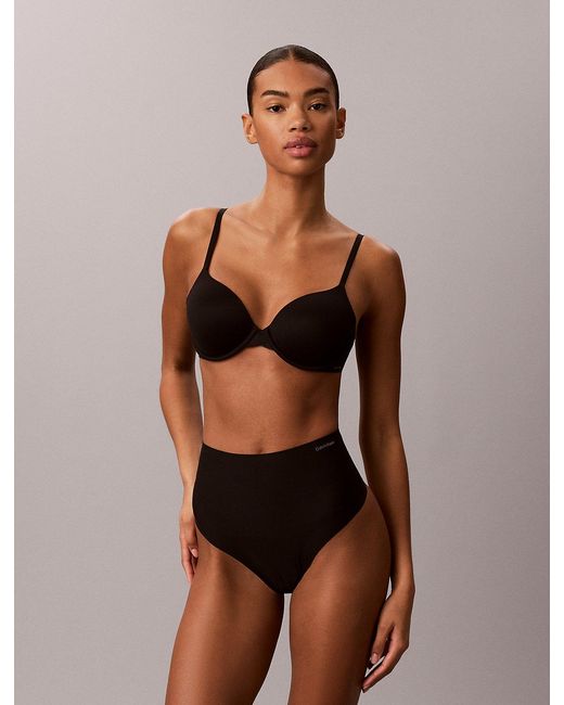 String Shapewear Calvin Klein en coloris Black