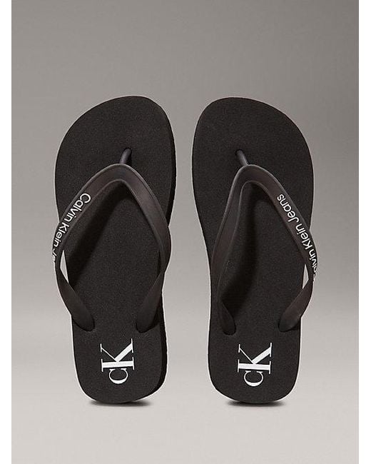 Calvin Klein Gray Plateau-Flip-Flops