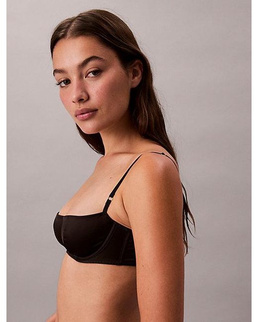 Calvin Klein Satijnen Balconette Beha in het Black