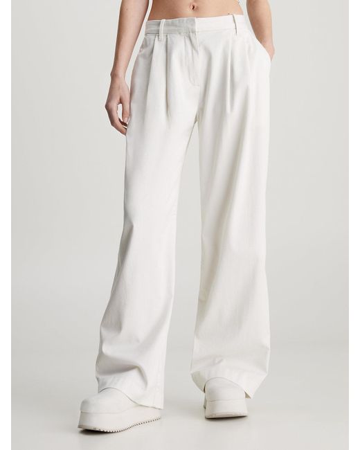 Pantalon straight en sergé de coton Calvin Klein en coloris White