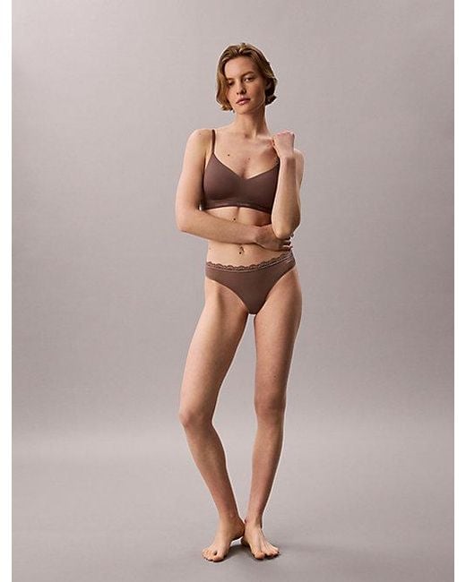 Calvin Klein Natural Low Rise Thong Micro Stretch With Lace