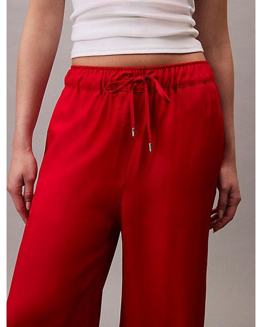 Calvin Klein Viscose Broek Met Wijde Pijp in het Red