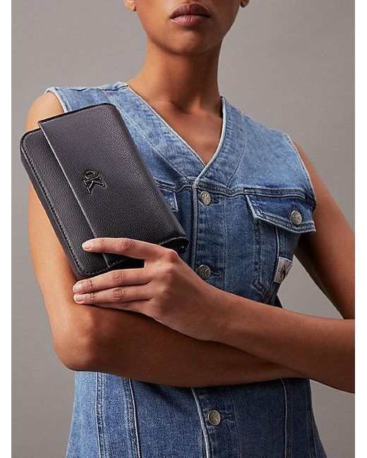 Calvin Klein Blue Portemonnaie-Tasche