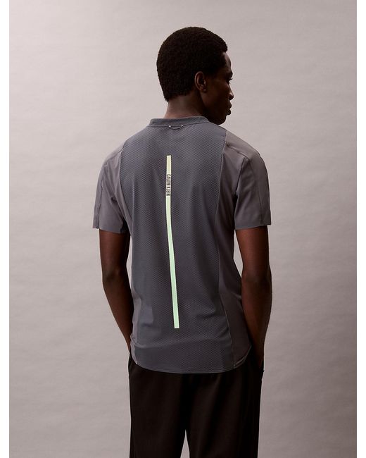 Calvin Klein Brown Quick-Dry Performance Gym T-Shirt for men
